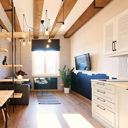 Be Happy Apartment Львов Экстерьер фото
